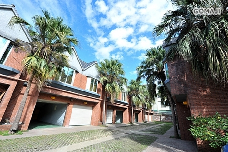 新竹-春城汽車旅館