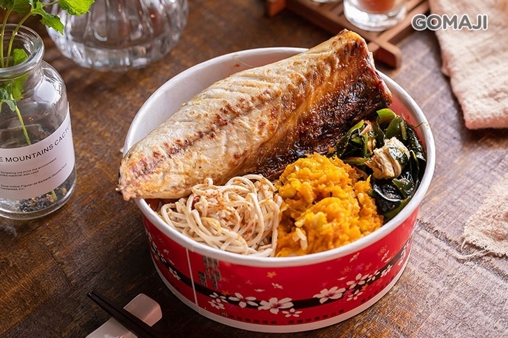 Sit Down Please 西當普利斯時尚餐酒館