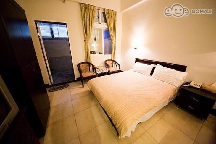 六龜松柏林渡假民宿山莊