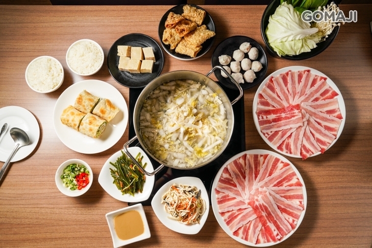 劉家酸白菜火鍋(高雄中山店)