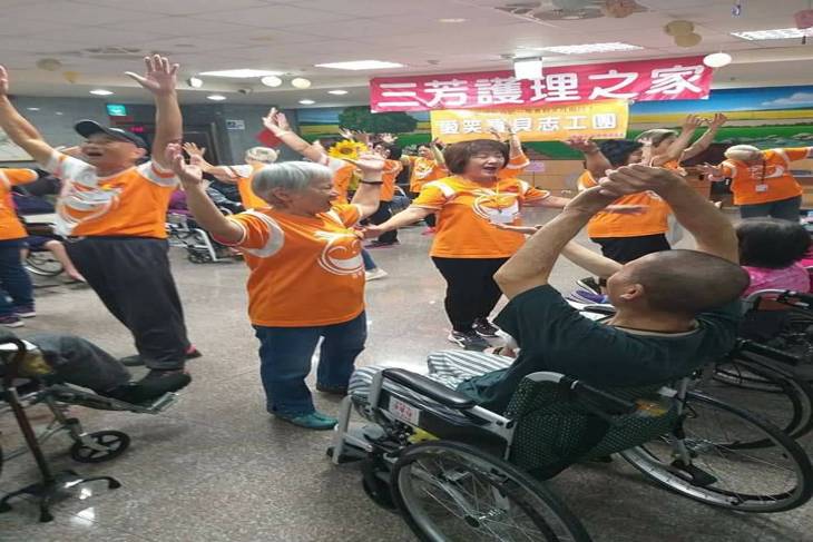 老老互助－愛笑寶貝團出動囉！