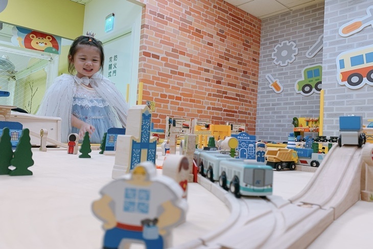 yukids Island 遊戲愛樂園(高雄夢時代店)