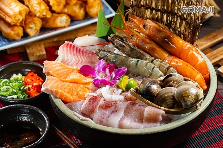 大紅袍麻辣火鍋