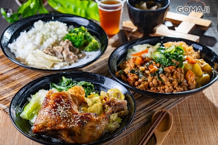 初飽烤肉飯(大里益民店)