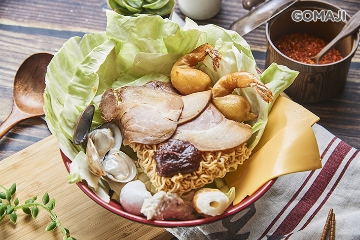 百年老店鍋燒意麵(鼎中文藻店))