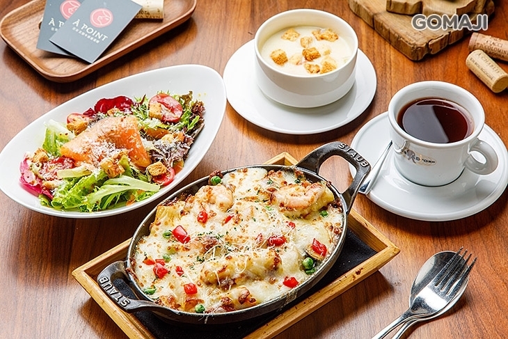 À Point Steak & Bar 艾朋牛排餐酒館