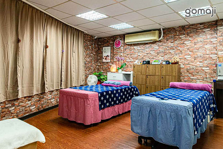 薰衣草精油舒壓按摩館