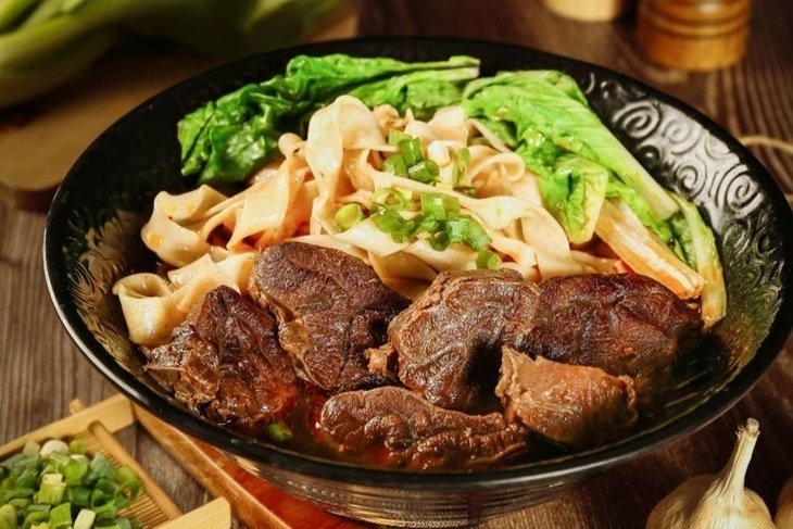 盛湘小屋牛肉麵