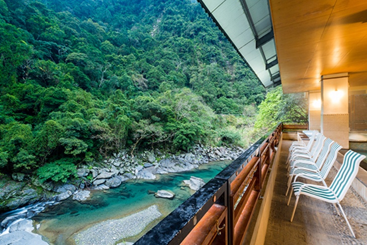 烏來名湯溫泉會館