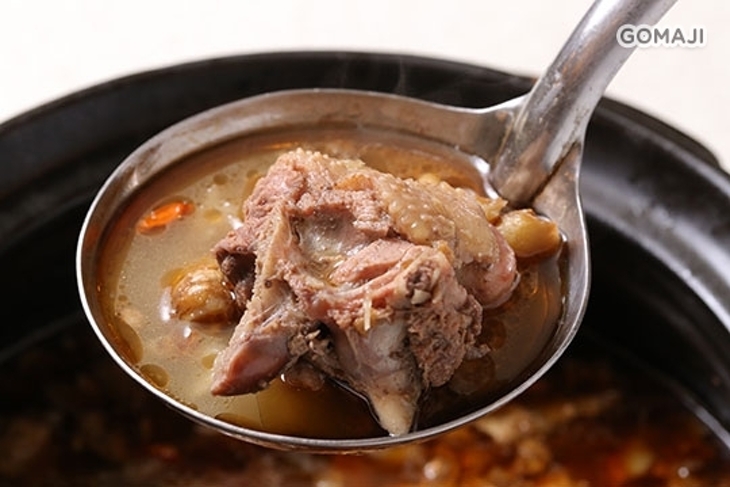 正佰味宮廷薑母鴨(東區旗艦店)