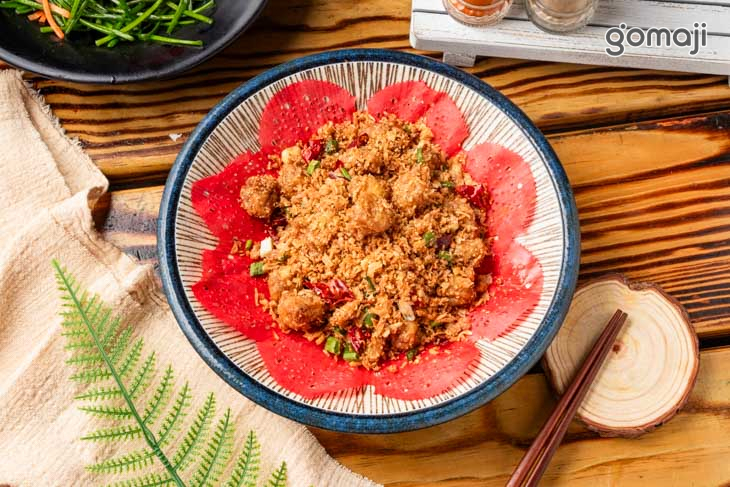 自己人三杯炸，串烤 熱炒(宜蘭店)