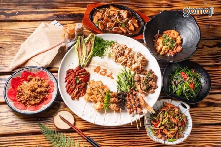 自己人三杯炸，串烤 熱炒(宜蘭店)