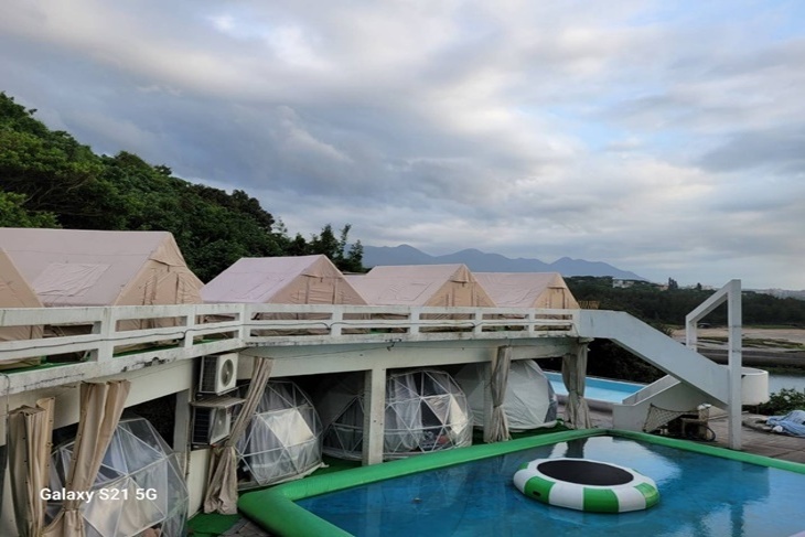北海岸-人魚空間彩虹會館