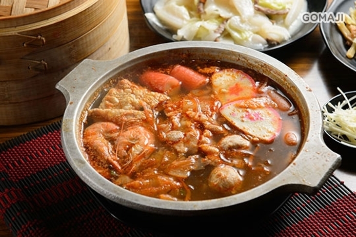 Home Food鴻富麵食館