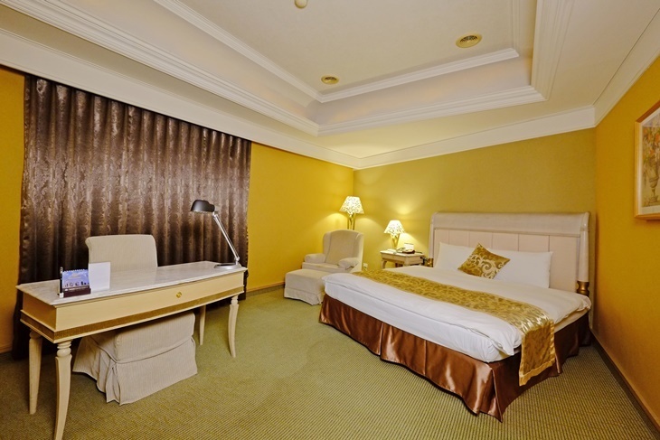 F HOTEL 台中麗加園邸