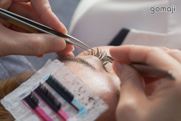 朵渼美甲美睫美容