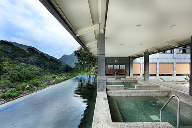 新竹尖石錦屏美人湯館