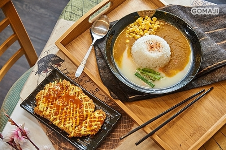 雙醬咖哩(左營店)