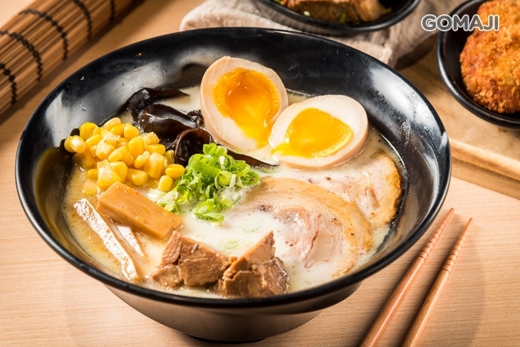 札幌炎神拉麵(麗寶台中店)