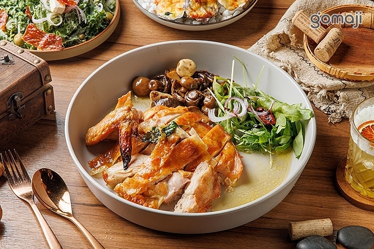 Chinese Whispers 悄悄話餐酒館