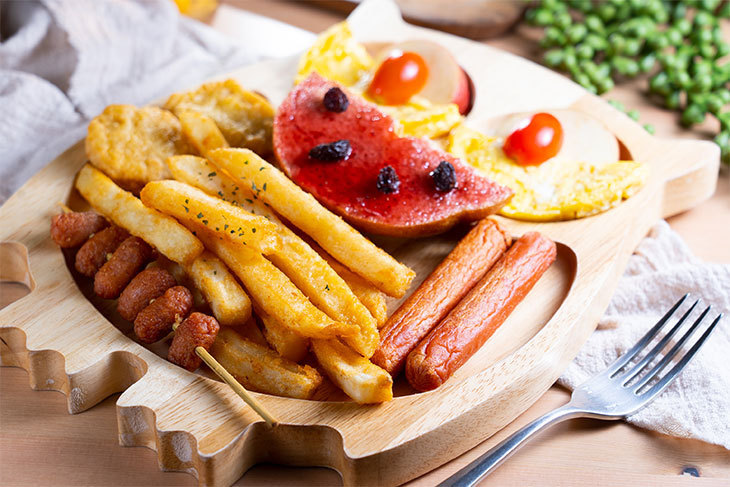 咘然居早午餐(青島店)