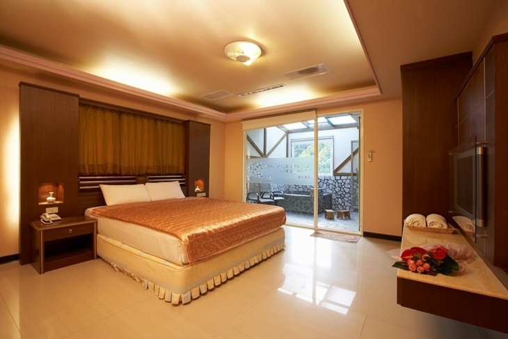 台中-大坑麒麟峰溫泉會館