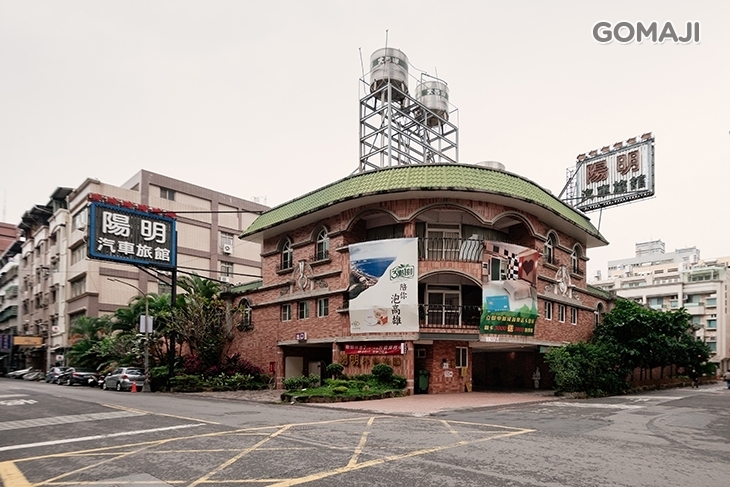 高雄-陽明四季汽車旅館