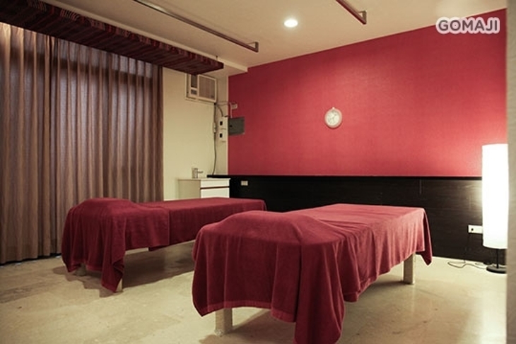 五葉松足體養生館