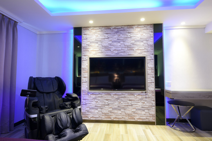 新竹-紫晶彩繪汽車旅館