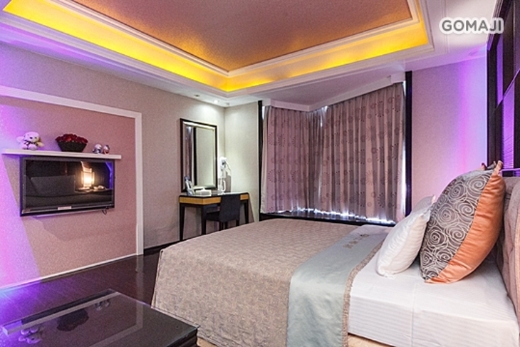 桃園-比佛利商務汽車旅館