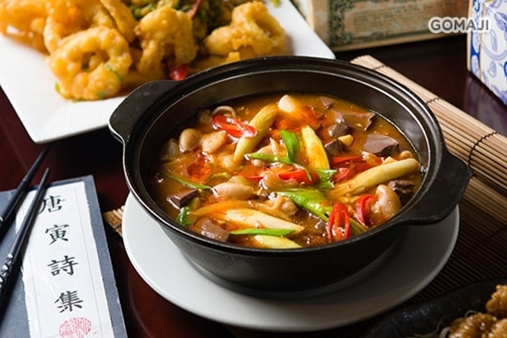 酒五餓七 食堂