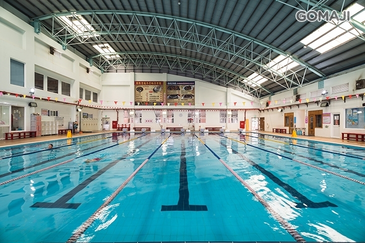 東新國中室內spa溫水游泳館