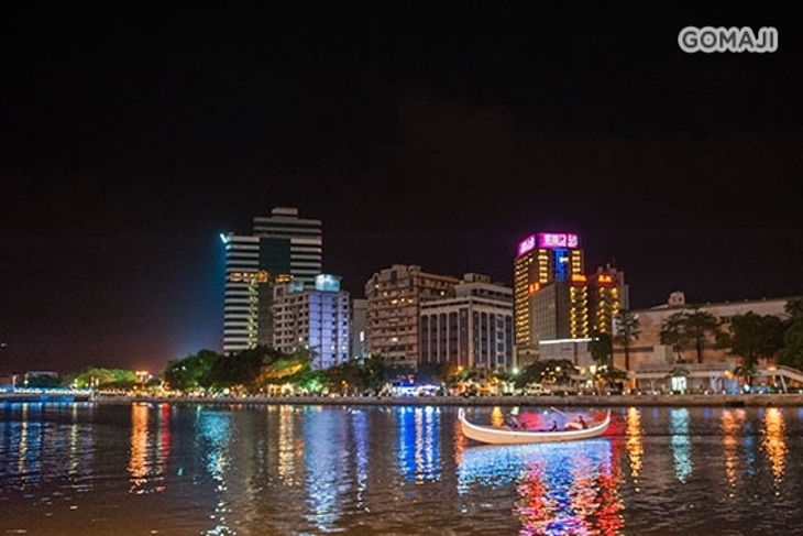 高雄-愛河貢多拉遊河船