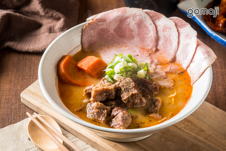兆曜拉麵．丼飯