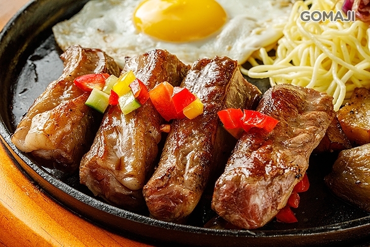 穿巷牛排(士東店)