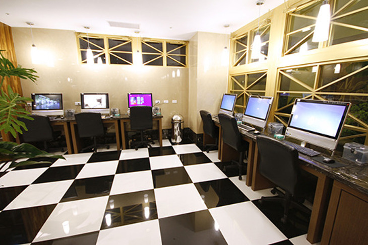 康橋大飯店-高雄站前館