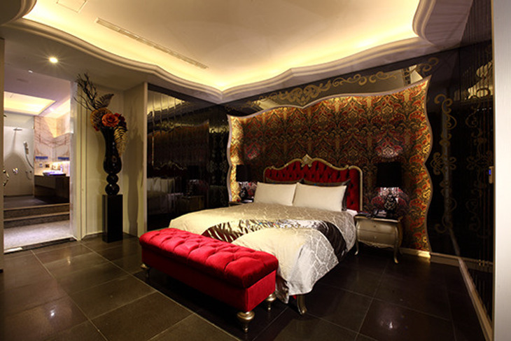 台中-水雲端旗艦概念旅館