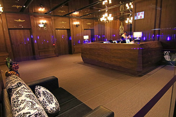 台北門精品旅店