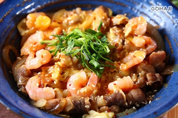 丼殿