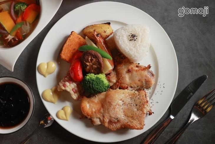 敲敲話咖啡美食 | 精緻排餐 | 火鍋 (宜蘭店)