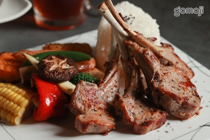 敲敲話咖啡美食 | 精緻排餐 | 火鍋 (宜蘭店)