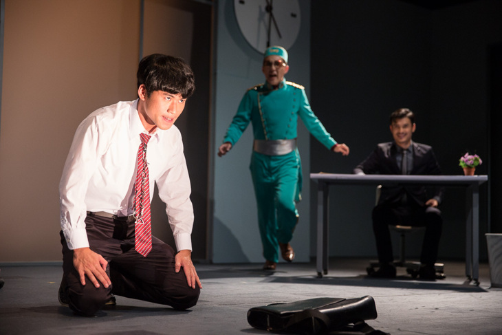 【果陀劇場】超人氣辦公室喜劇-五斗米靠腰(台南場)