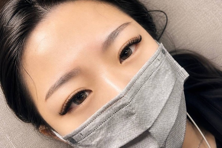 貝拉紋繡睫毛美甲
