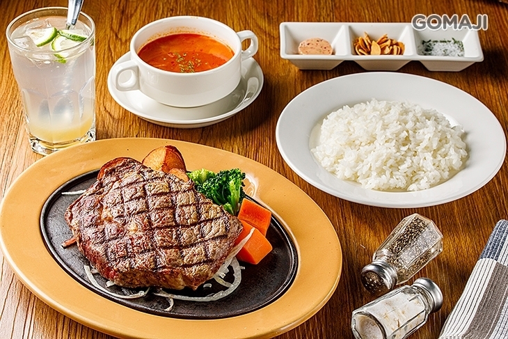 Royal Host樂雅樂餐廳