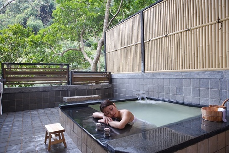 烏來名湯溫泉會館