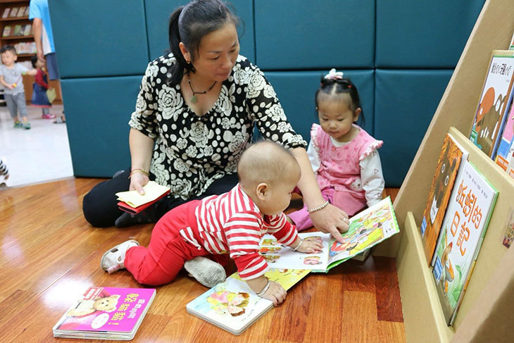 一起夢想-醫錦環鄉，巡迴共讀