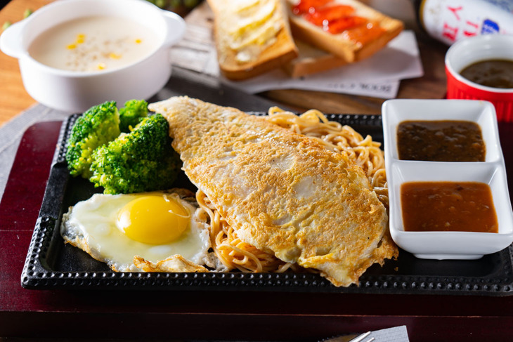 來點多多牛排
