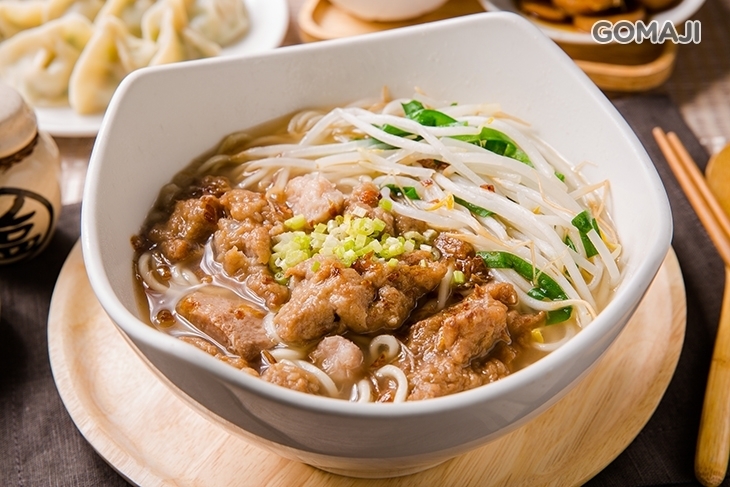 炒菜大衛牛肉麵