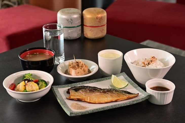 舞齡咖啡酒吧 Bar Ageless Café
