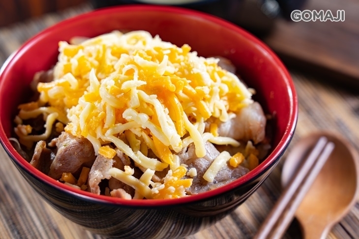 勇者!請留步 牛丼咖哩專賣店